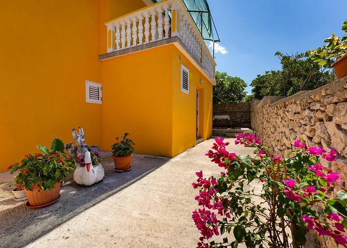 Gorgeous In With Wifi