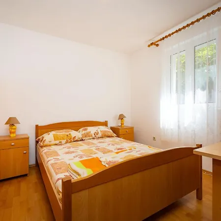 1 Bedroom Stunning In