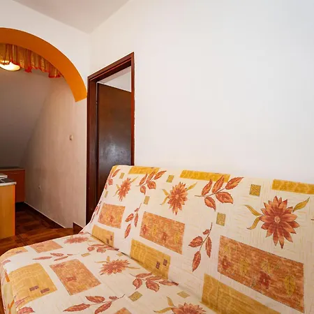 Апартаменты 1 Bedroom Stunning In Ражанац