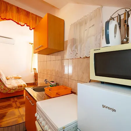 1 Bedroom Stunning In